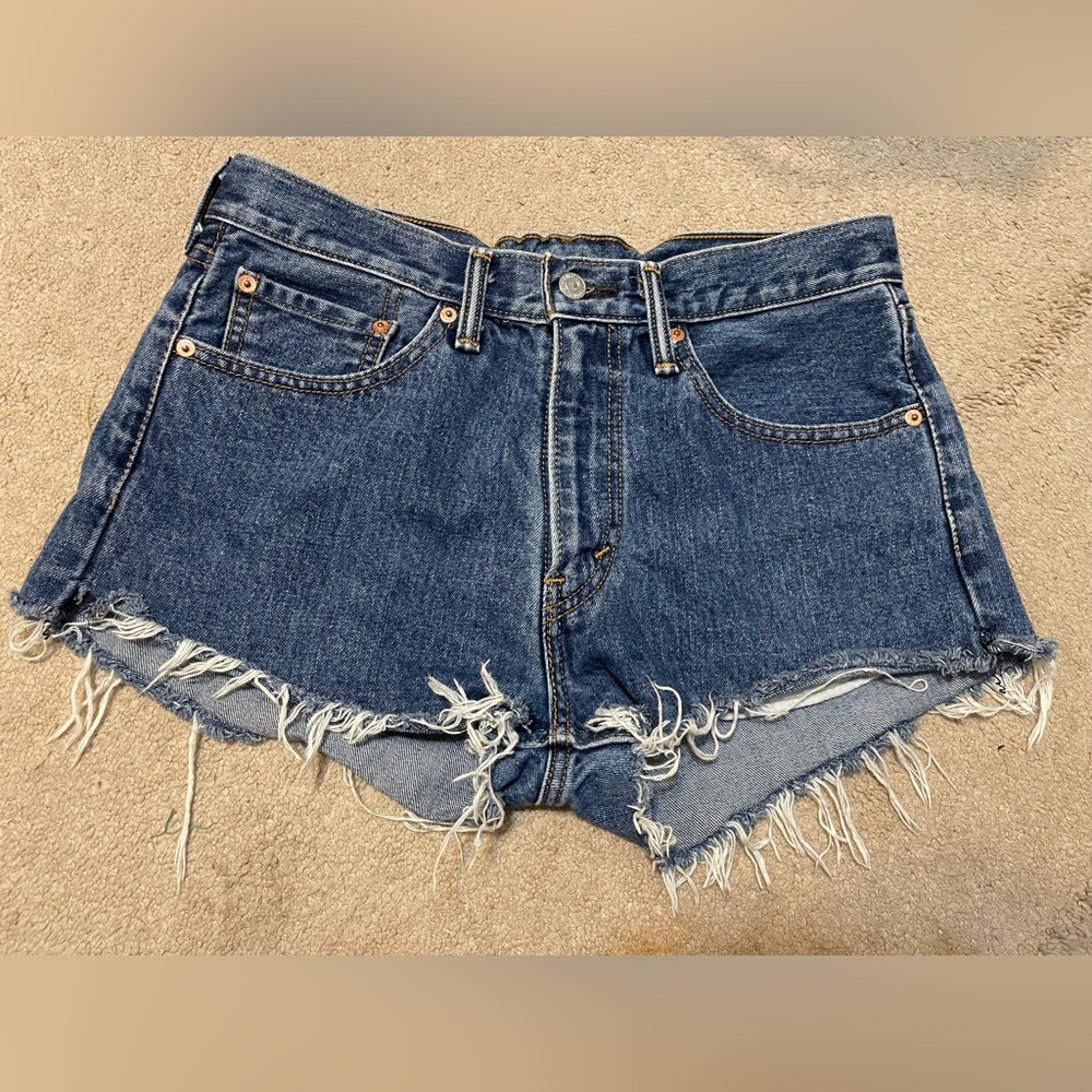 Levi's Blue Frayed Jean Shorts Size 32